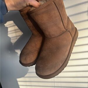 UGG Short Chestnut Suede Boots